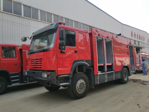 豪沃越野消防車(chē)